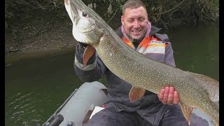 РЫБАЛКА МЕЧТА ! ЩУКА,ОДИН В ТАЙГЕ ! Pike fishing