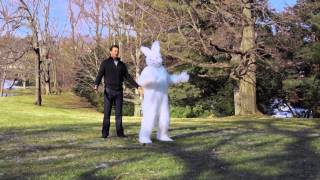Tom Brady gets UNREAL with the Easter Bunny - Sorry Bunny Touchdown Dance