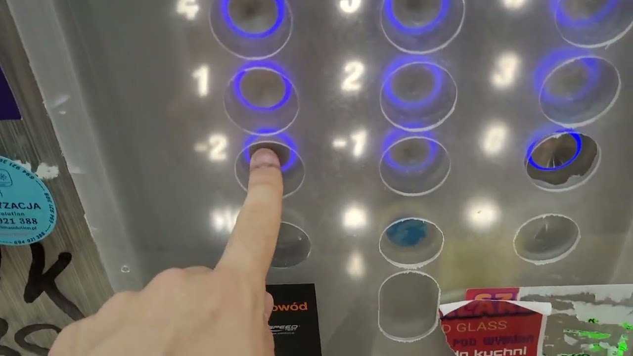 2x winda Otis z 2024 r. Ciszewskiego 9, Warszawa