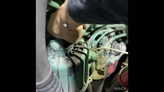 crankcase breather volvo D13