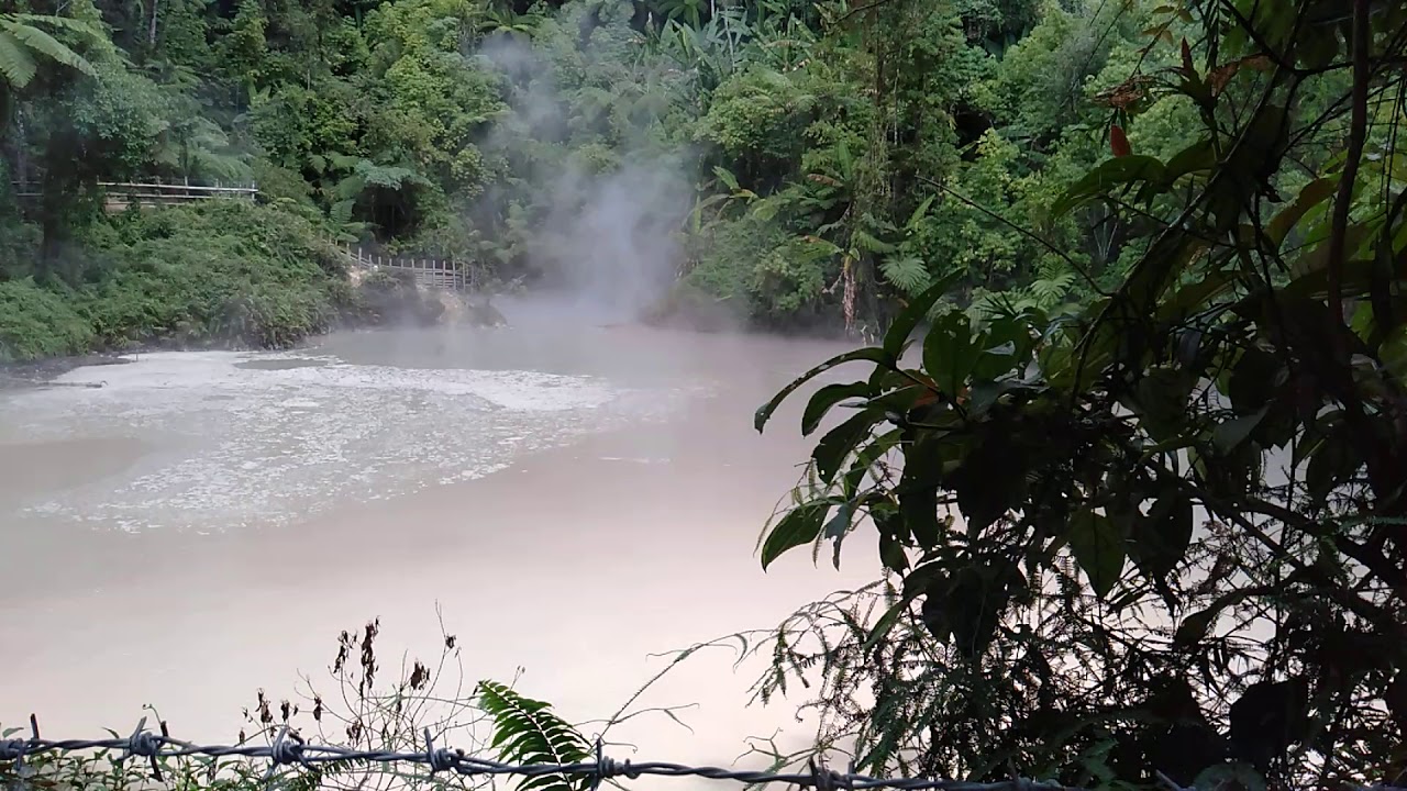 lake agco Hot springs Amazing 😍👌