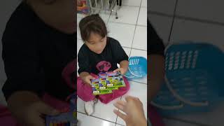 Beli Perlengkapan Sekolah 111