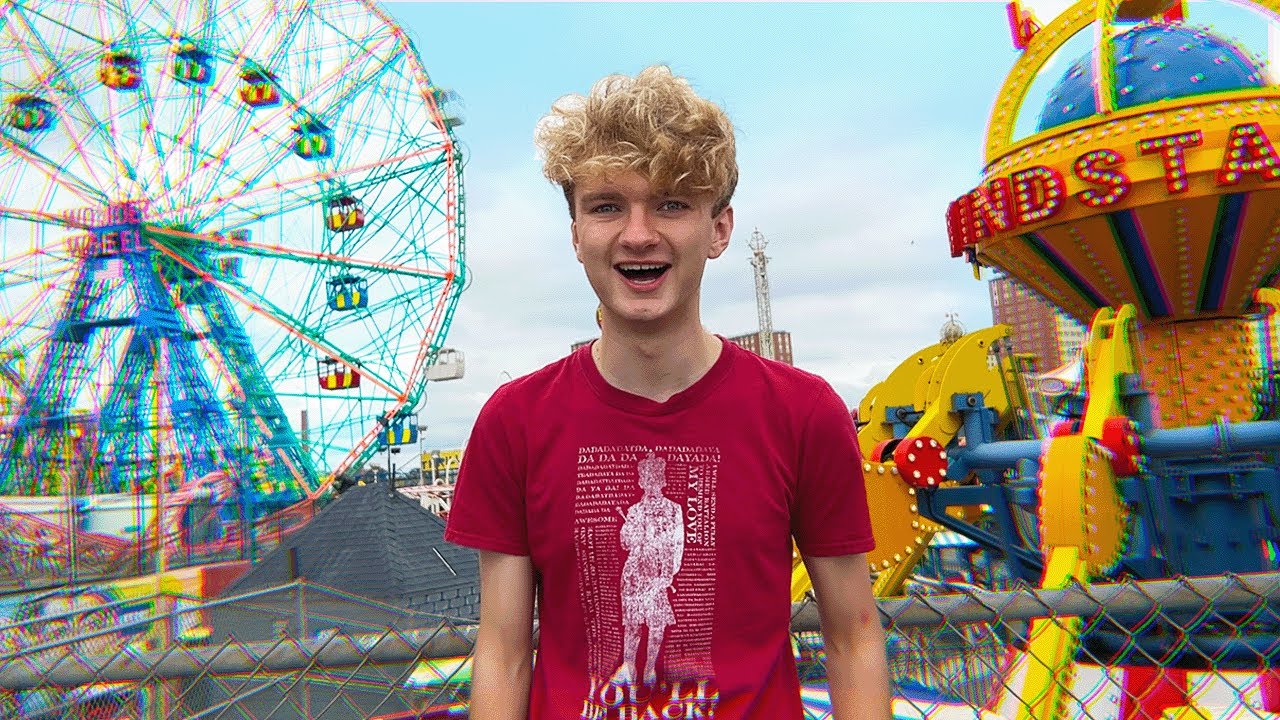 Исследуем пустой тематический парк!