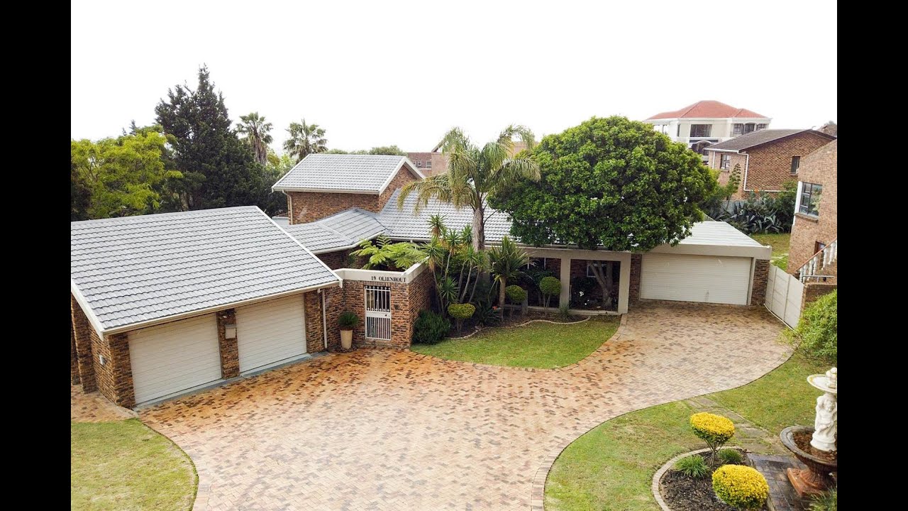 4 Bed House for sale in Western Cape Cape Town Parow Plattekloof