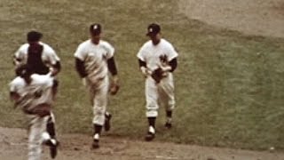 WS1961 Gm1: Ford completes his third WS shutout