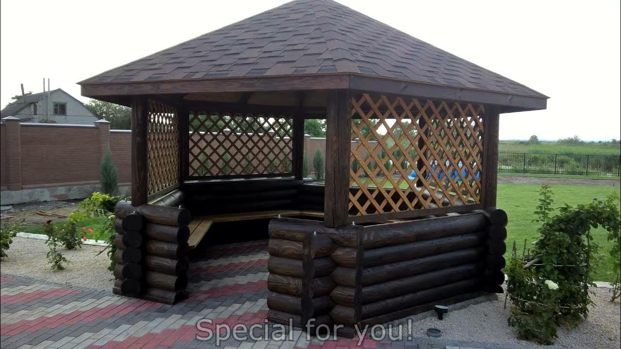 Квадратная беседка из бревна