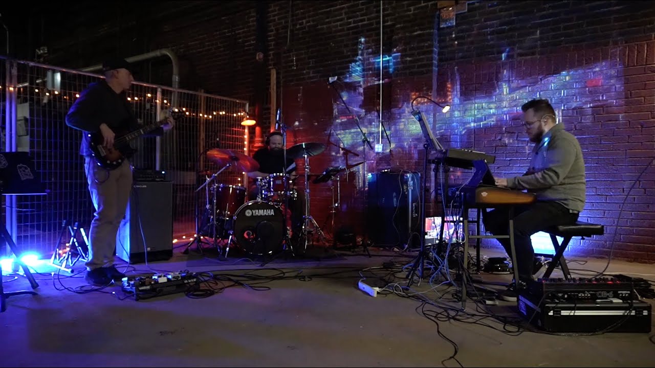 “Red Baron” by Billy Cobham - (fusion trio live)