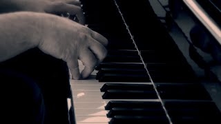 Moonlight Stream (after Bach&#39;s Minuet in G Minor) | Tzvi Erez