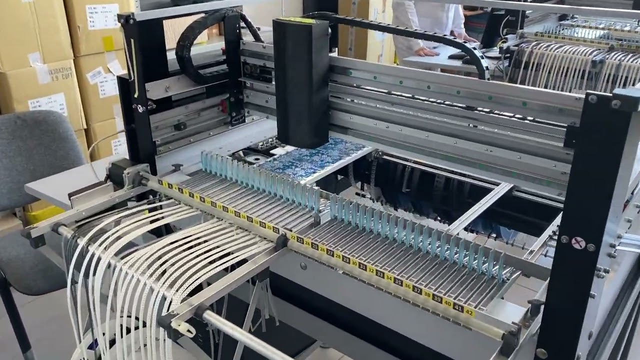 Работа SMD-установщика