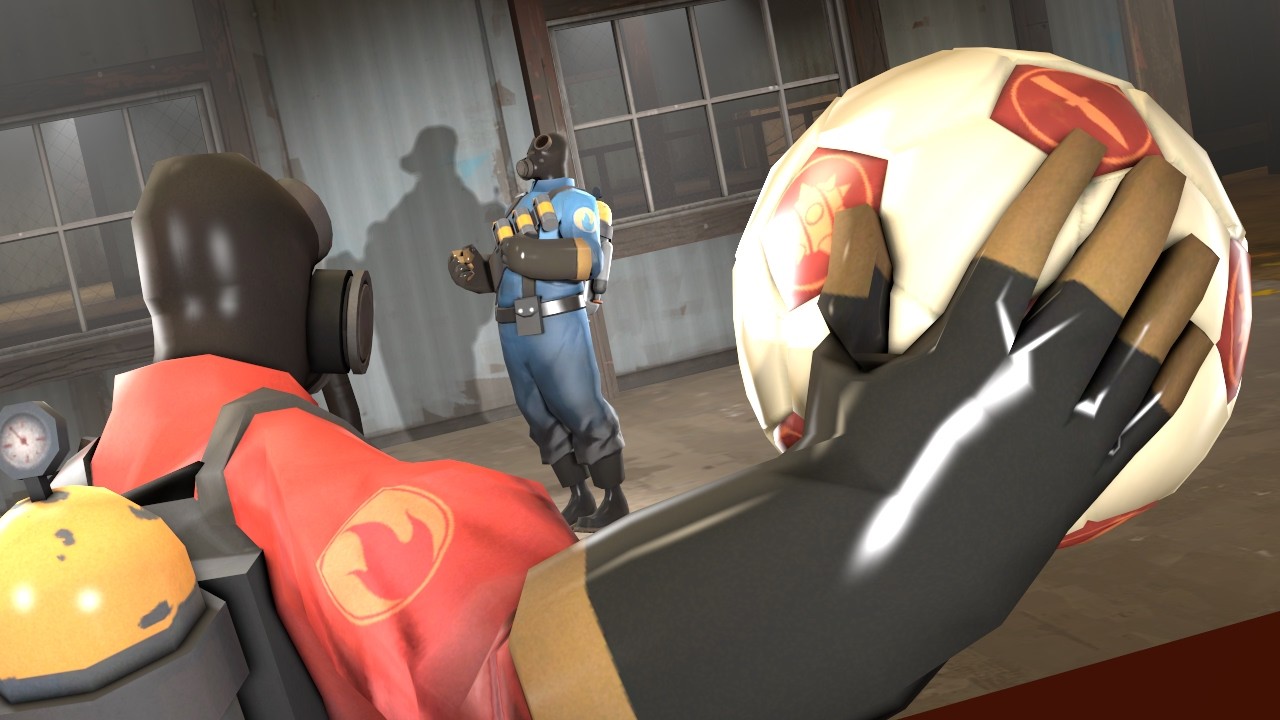 TF2 Classic Players Try Dodgeball