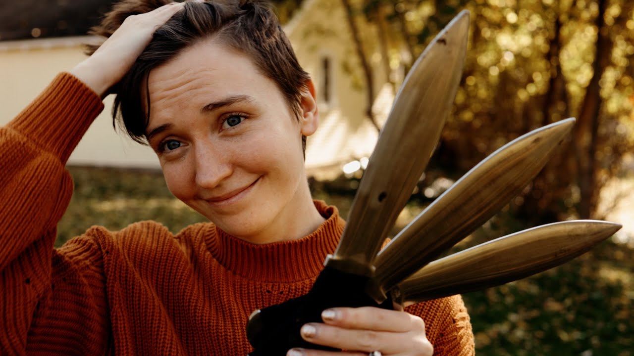 I Learn to Juggle KNIVES??!