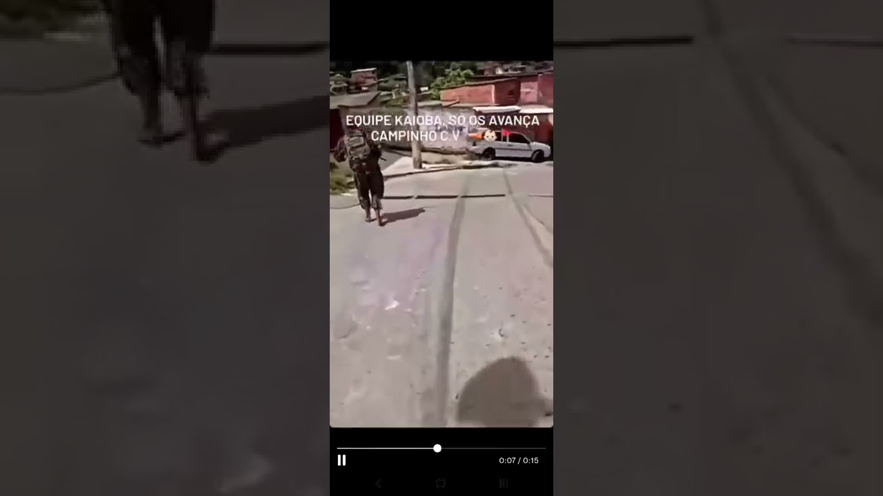 bonde do CV. invadindo o campinho 