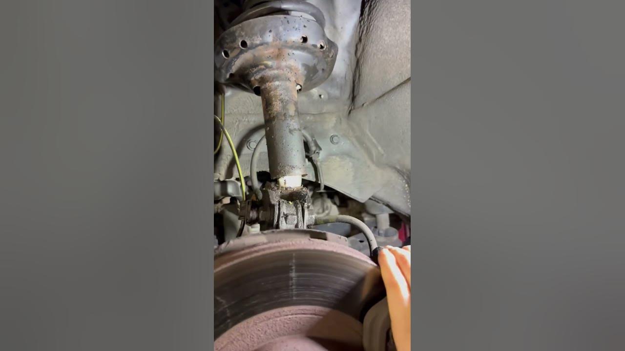 Where Can I Get My Broken Strut Assembly Fixed? - YouTube
