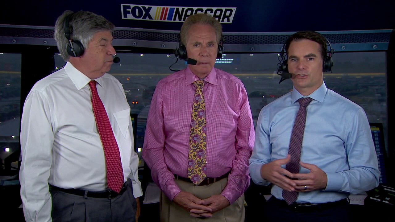 Strategy session: Discussing delay's effect on race plans