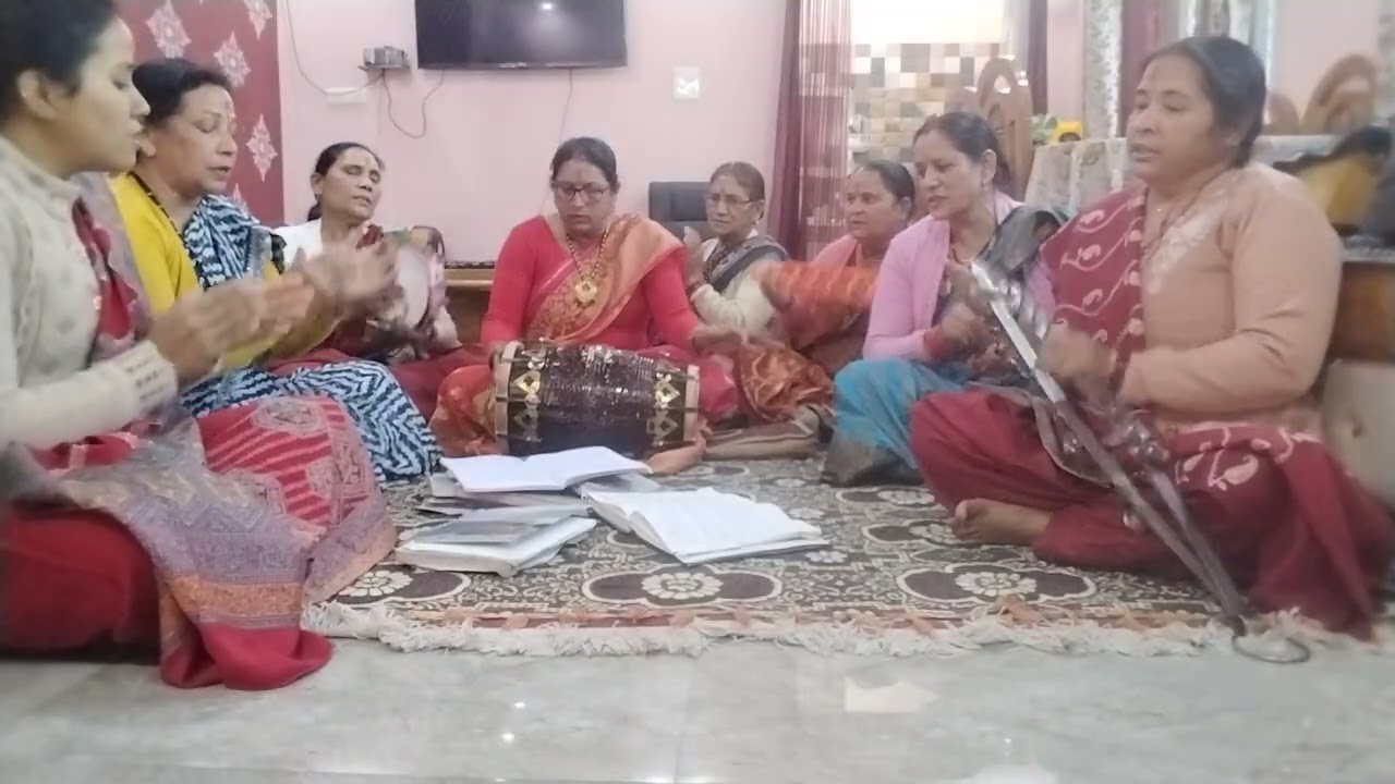 दुर्गा मां के भजन का आनन्द लें धन्यवाद 🙏