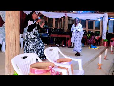 Uso Kwa Uso Na Yesu Wa Jacqueline Mayowa Mwakasala Ukiimbwa Madhabahuni 