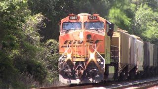 BNSF 6089 leads empty phosphate train CSX B253-30 in Hilliard, FL 3/31/23