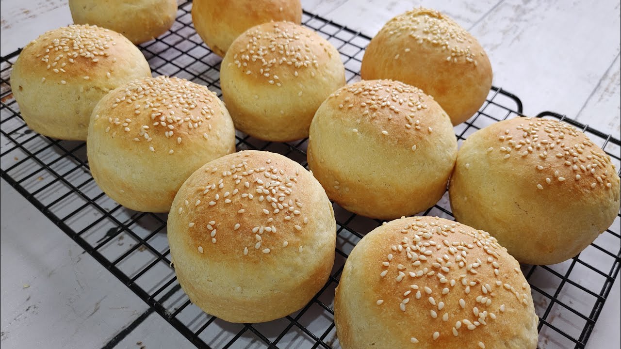 (Субтитры) Рецепт, о котором вы не знали, что вам нужно. КАРТОФЕЛЬНЫЙ ХЛЕБ для БУРГЕРОВ