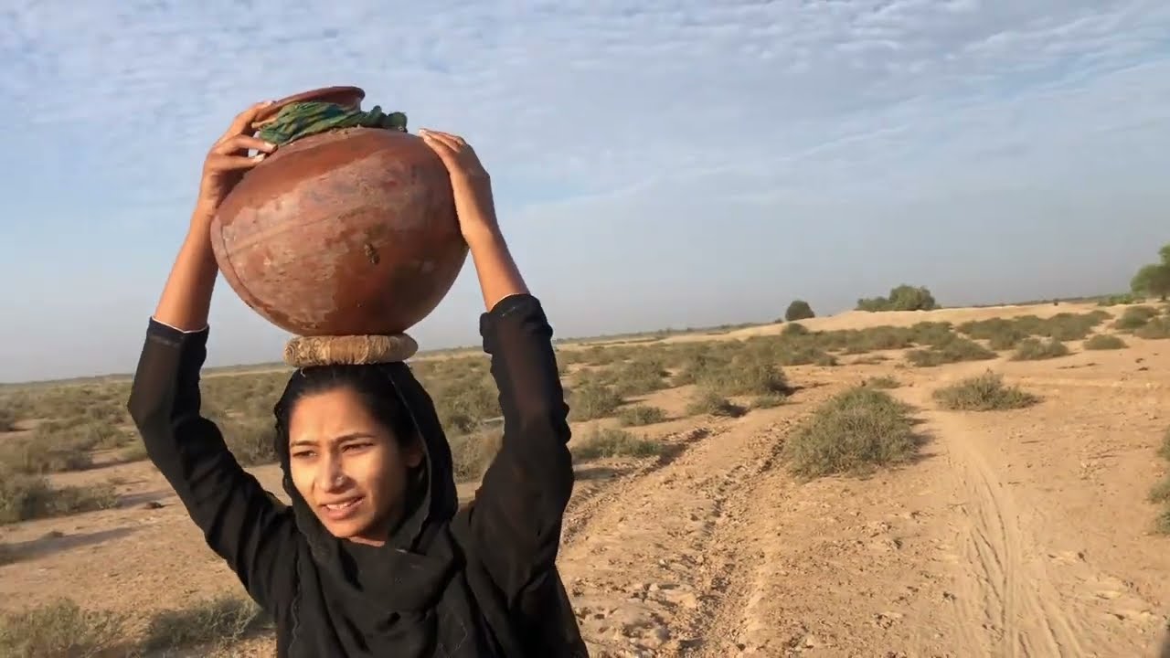 Cholistan￼ village live in YouTuber girl, Pakistani village life