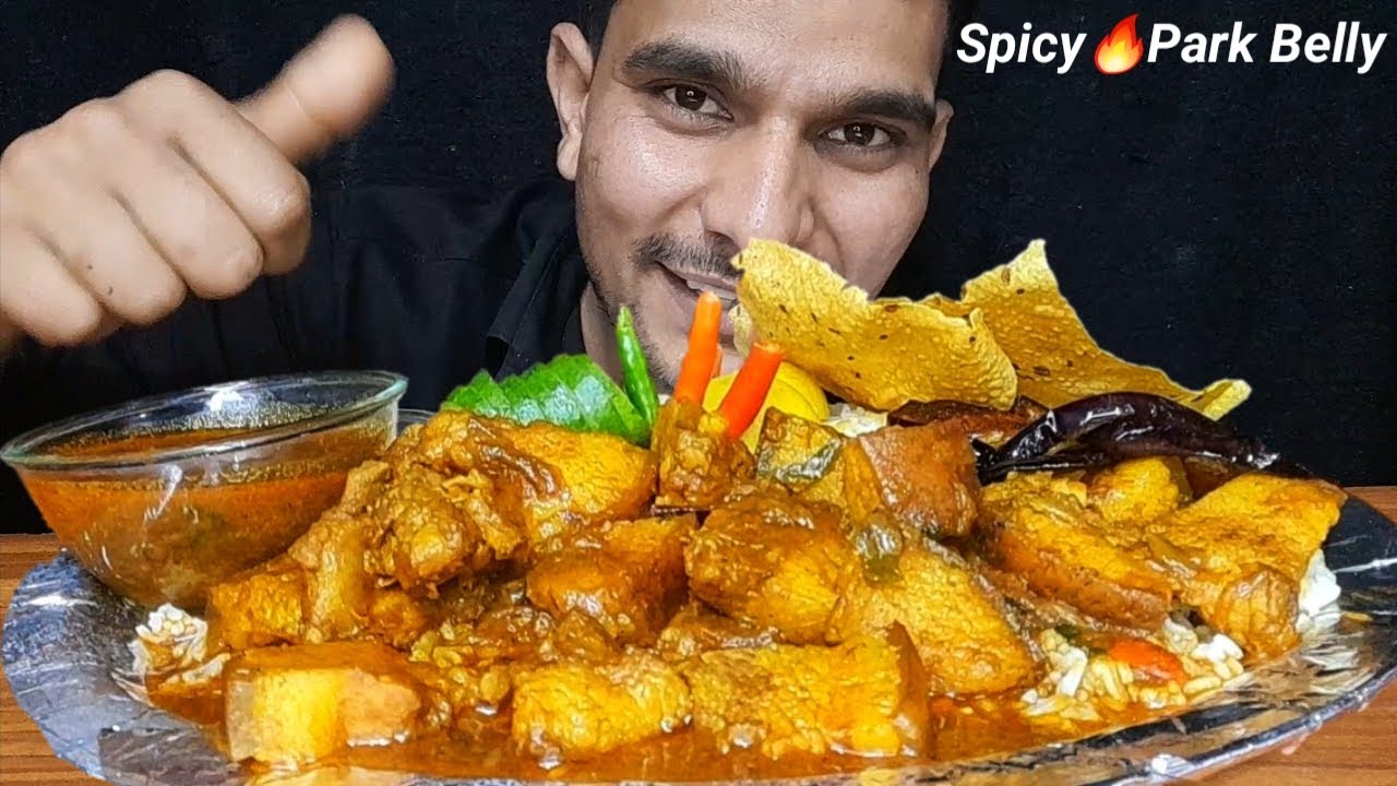 SPICY🔥FATTY PORK BELLY CURRY WITH RICE EATING SHOW,BRAISED PORK BELLY FATS,HUGE PORK ASMR MUKBANG