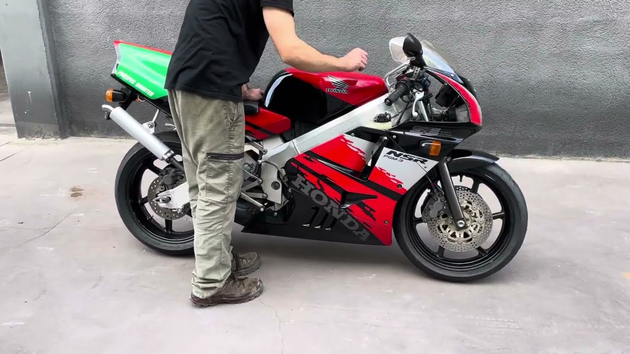 ホンダ　NSR 250　NC21 STD Honda NSR 250 R SE MC21 - YouTube