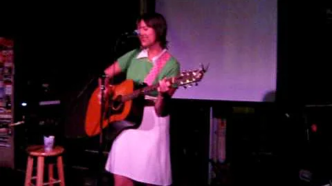 Lady Blanche (Tracy Shapiro) Dear Universe