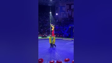 Con gái mà như khỉ tại rạp xiếc trung ương cùng gia đình moon mon