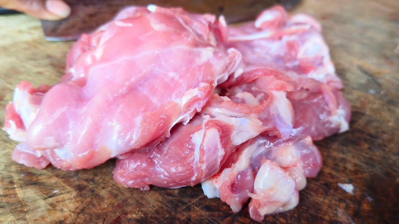 KEEMA CUTTING SKILLS// KIRAN MEAT CUTTING//ROYAL MUTTON SHOP KARIMNAGAR MOKHARAMPURA