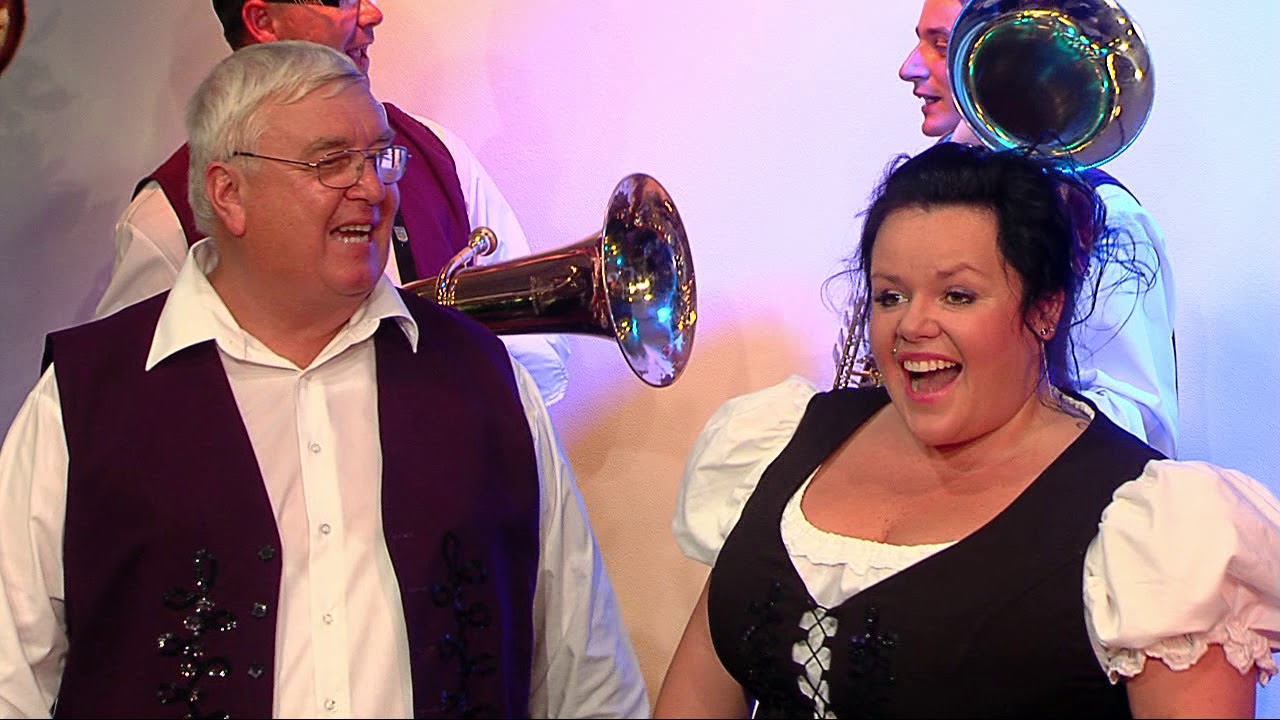 BŘEZOVANKA - Na hodech muzika vyhrávala