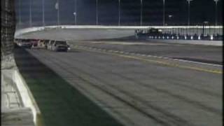 Bud Shootout sixth  caution Wreck Crash Big one 2009