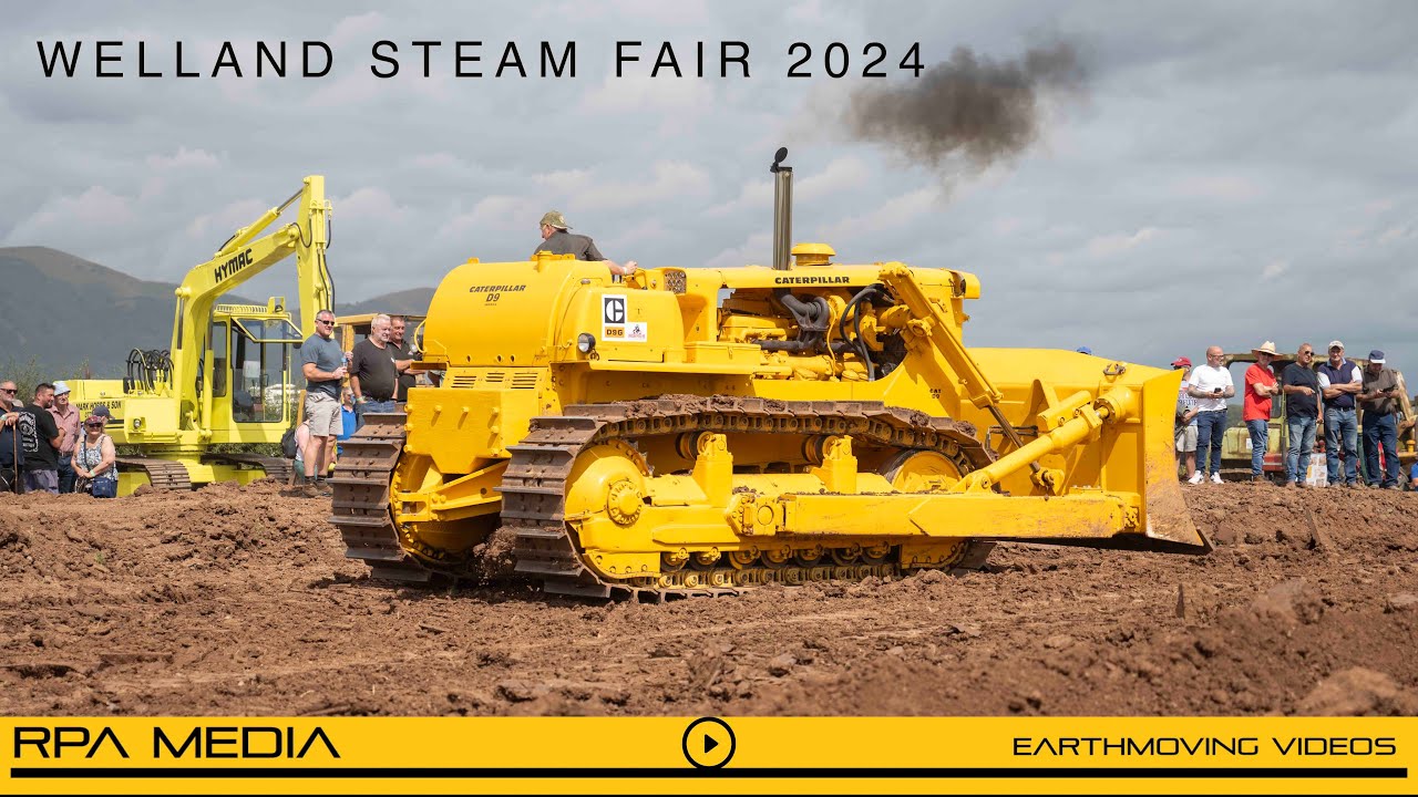 Vintage earthmoving machines at the 2024 Welland Steam Fair