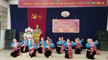 Múa Hương Sắc Thổ Cẩm, đội văn nghệ cao tuổi bản Cao Đa 1, xã Phiêng Ban