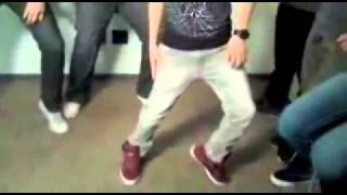 Justin Bieber Ensina A Dançar Funk