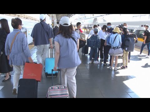 4連休スタート　JR岡山駅には帰省客の姿も