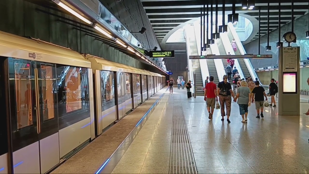 M4 Metró - 2024.07.01. - Biztonsági sáv és kijelző anomália - Bikáspark