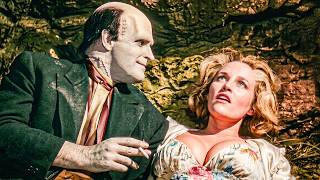 This Photo Is Not Edited, Look Closer At The Young Frankenstein Blooper