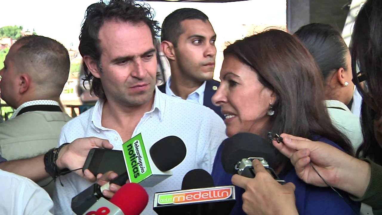 Alcaldesa de París y alcalde de Medellín intercambiaron experiencias Noticias - TeleMedellin ...