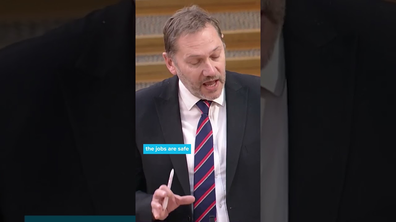 We must end the SNP and Labour's ban on new oil and gas licenses and maximise extraction.