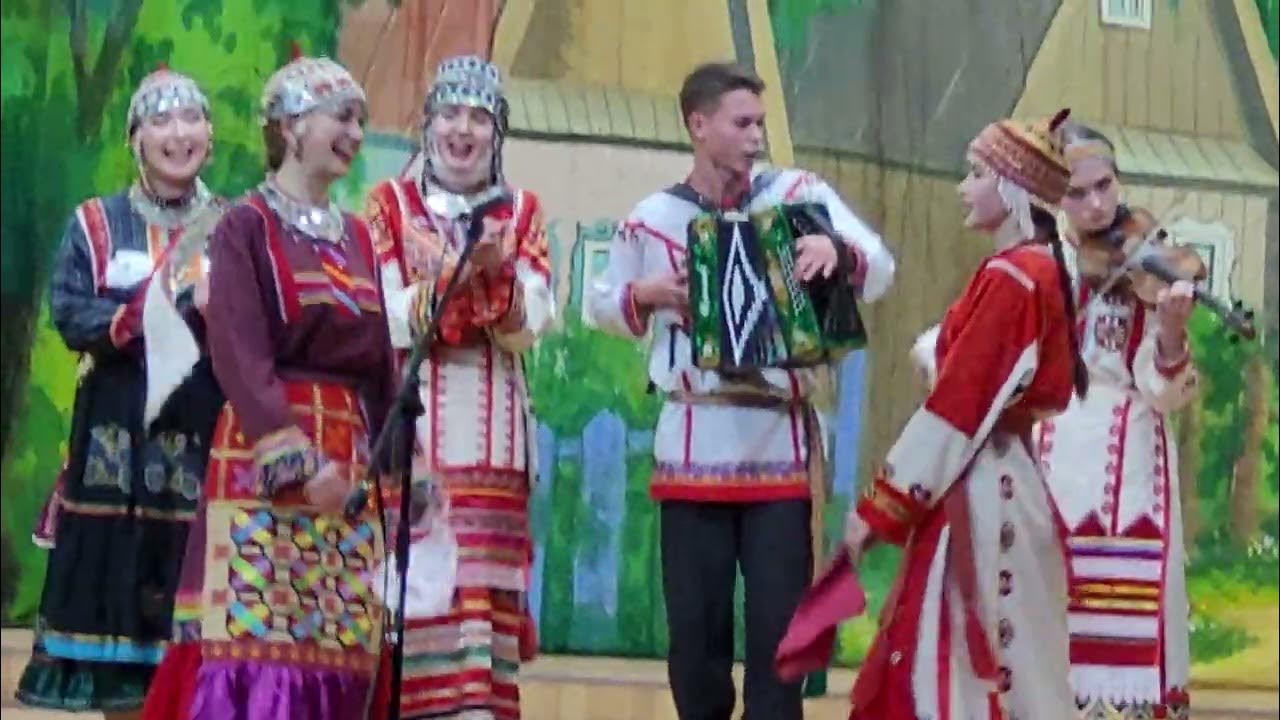 танцы чувашского народа. танцевальные чувашские песни для гулянки. танцевальные чувашские песни для гулянки. ансамбль сявал чувашия. чувашский танец для детей начальной школы.