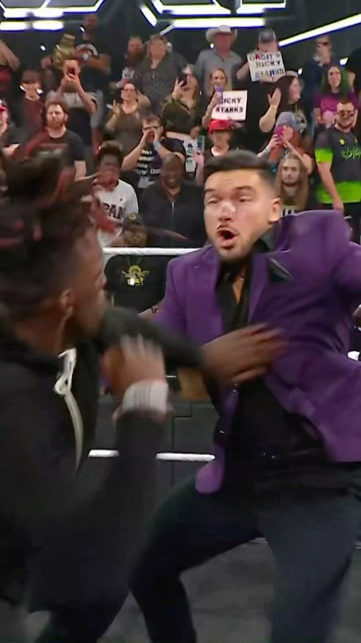 Guess you shouldn't bet against Je'Von Evans, Ethan ? #WWENXT