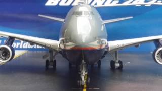 JC Wings 200 United Airlines B747-400(Battleship Grey Livery)Review