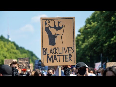 Große „Black Lives Matter“ Demonstration in Berlin