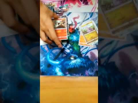 無編集動画　　　　僕のほうでは初ポケモンカード　禁断の光　6パック開封