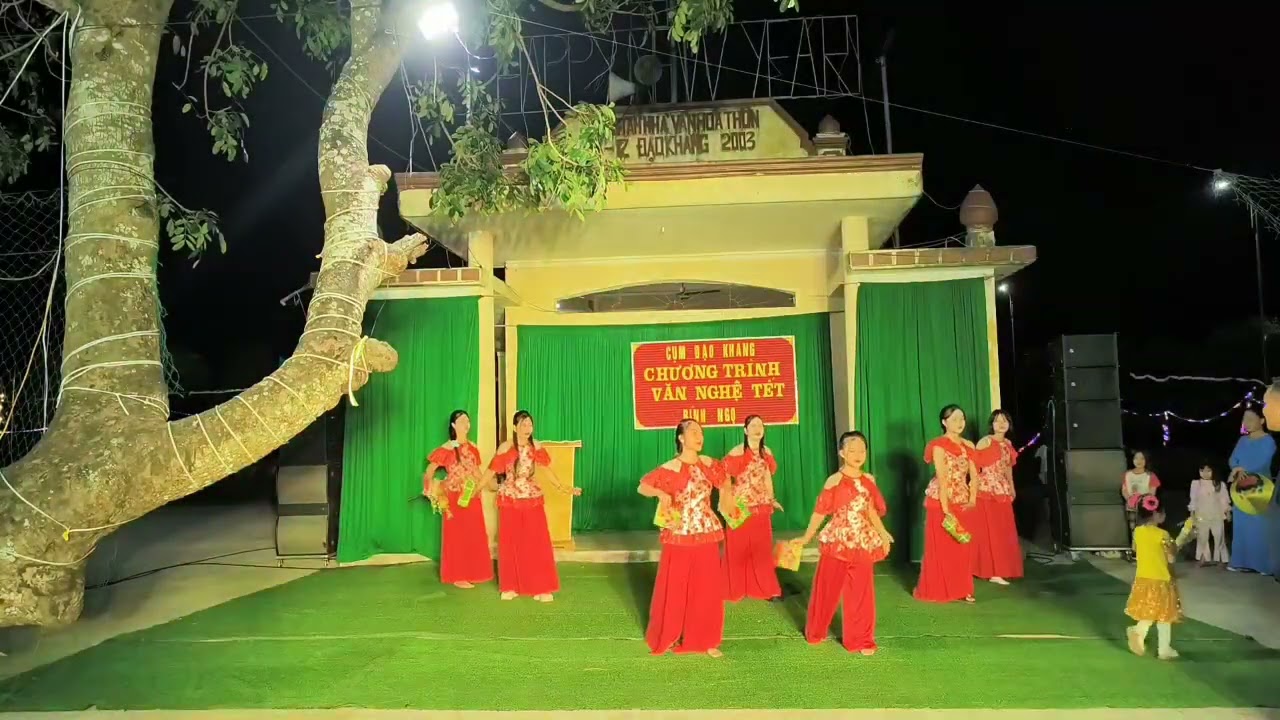 MÚA NÀNG XUÂN- CỤM ĐẠO KHANG