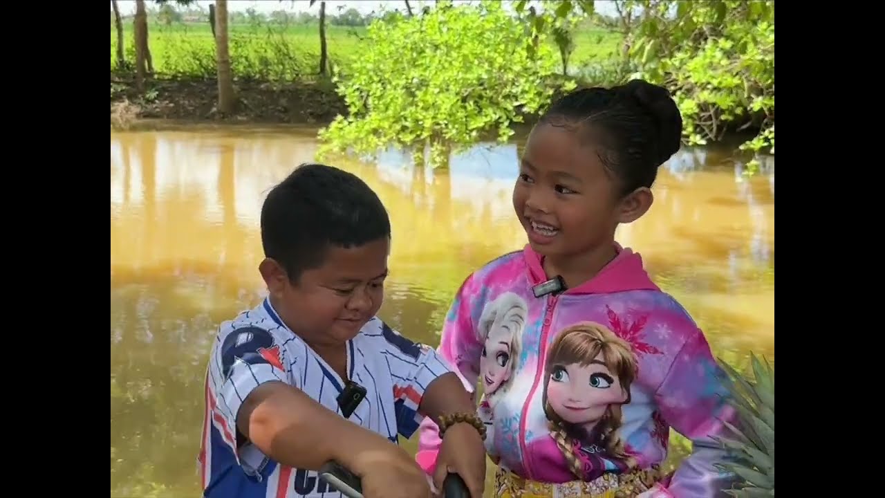 សកម្មភាពនាយក្រិននឹងកូនៗធ្វើម្ហូបឆាគ្រឿងអន្ទង់ពិសេស