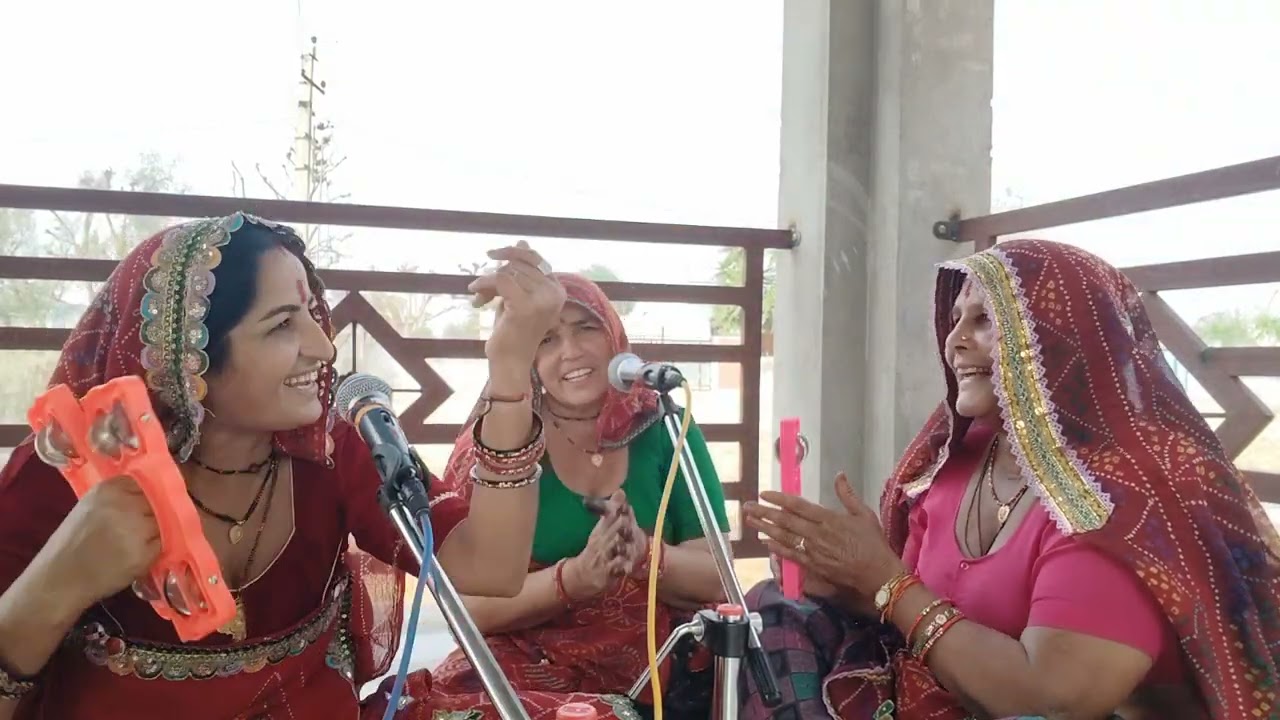 फूलडा चढ़ाती वो देवा कोनी रे अछूता!!म्हारे फुलडा  ने भंवरा बिगड़ाया वो महाराज!!सिंगर बबीता झुरिया!!