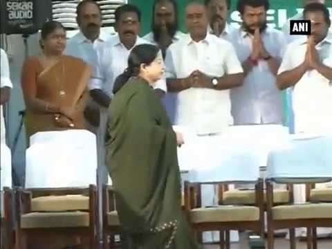 Jayalalithaa takes oath as Chief Minister of Tamil Nadu