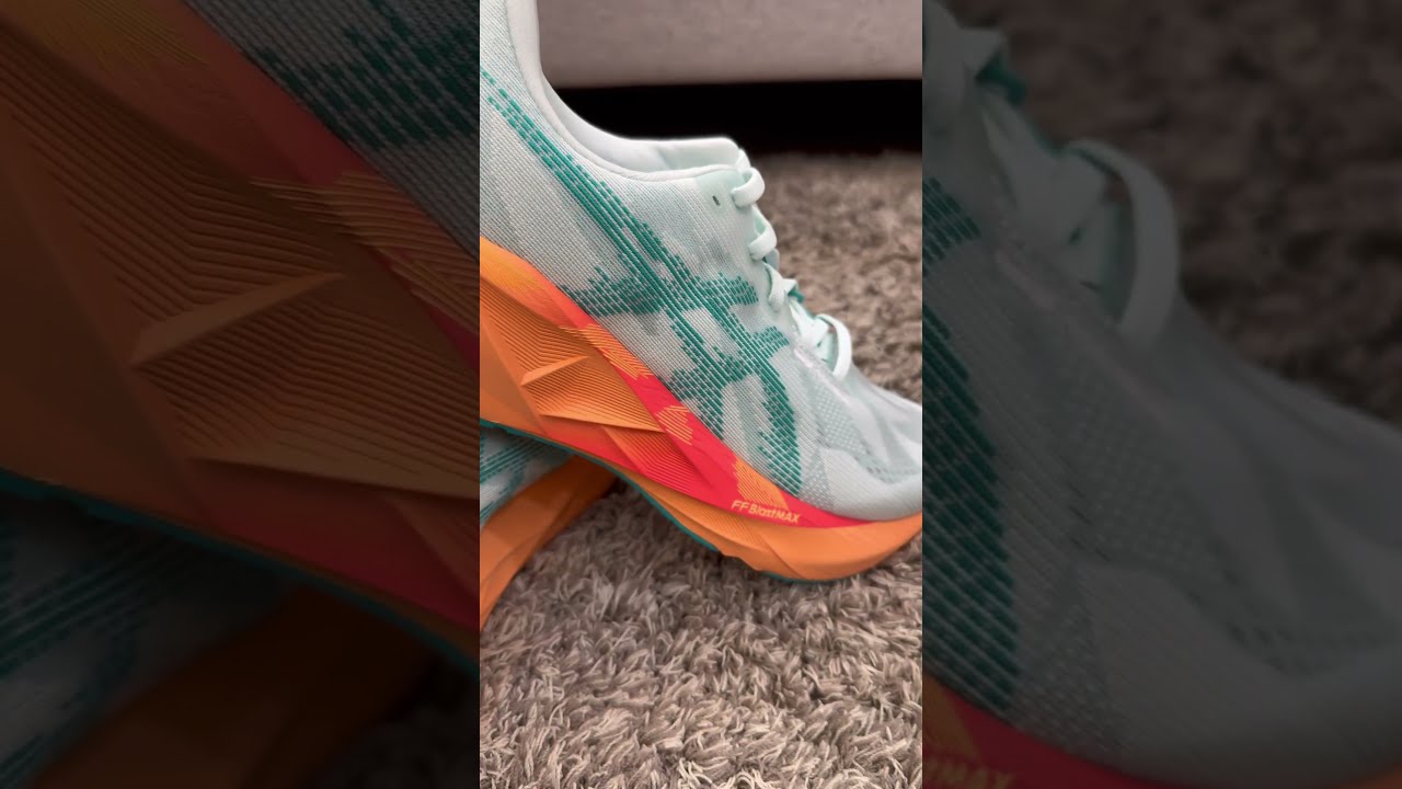 Unboxing Of The New Asics Novablast 5