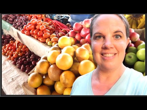 Shop with me in Kenya! GROCERY HAUL and ❤️ open air market ❤️