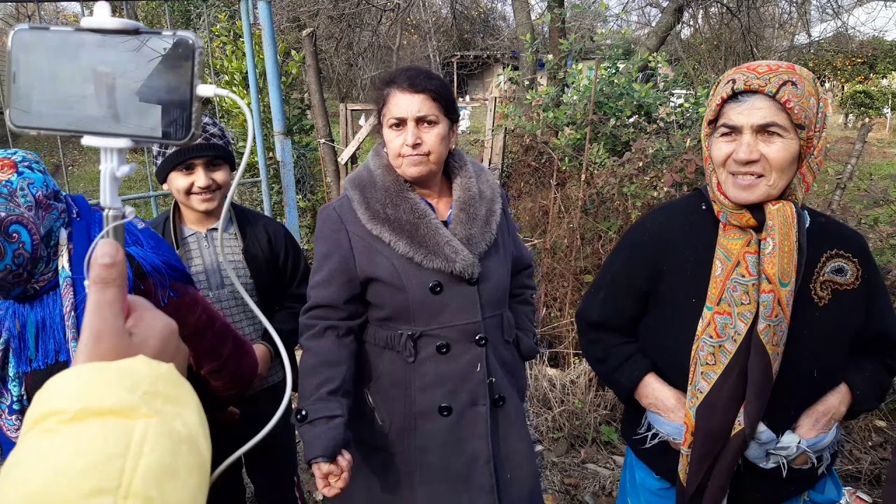 Astarada qadınların aksiyası: səs verdiklərimiz bizi dənizə atır